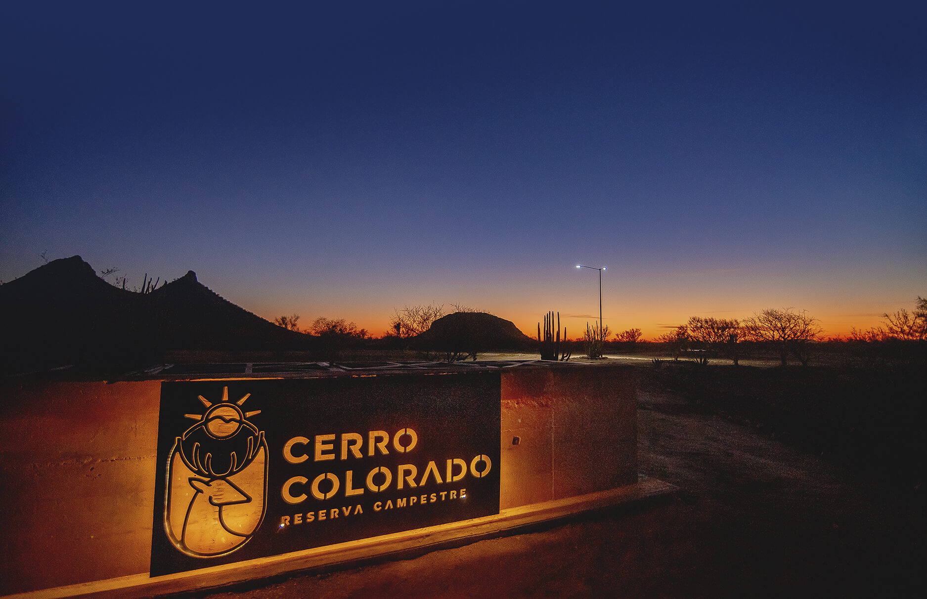 Atardecer en Cerro Colorado Reserva Campestre